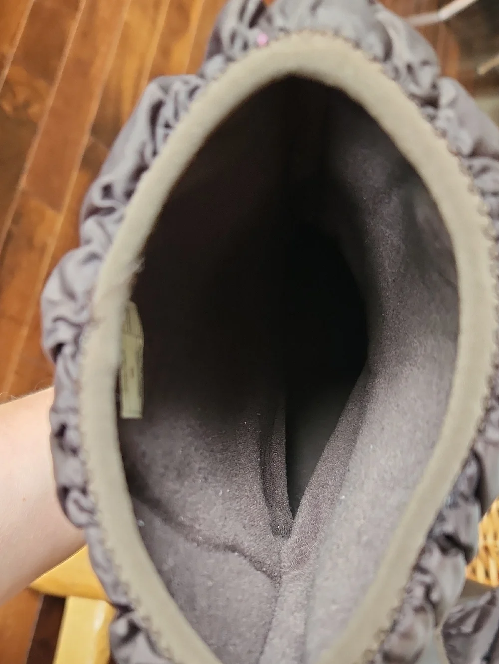 Crocs‎ brown women’s winter snow wate boots women’s size 8 Waterproof